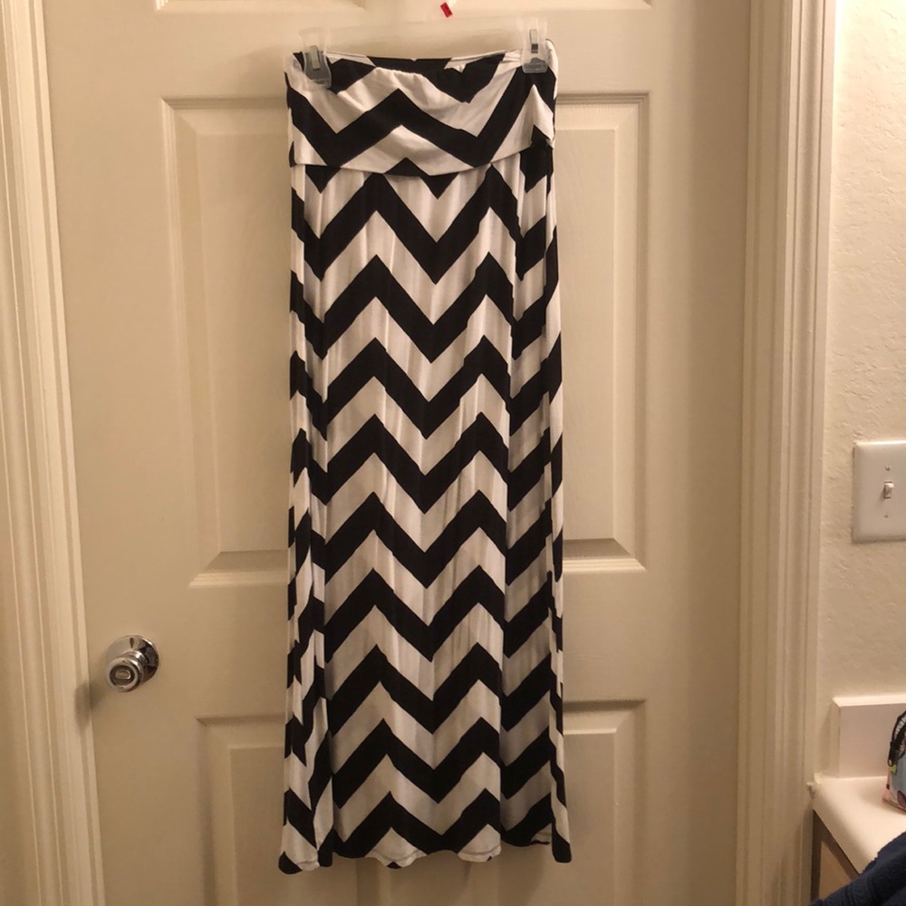 Chevron Maxi Skirt